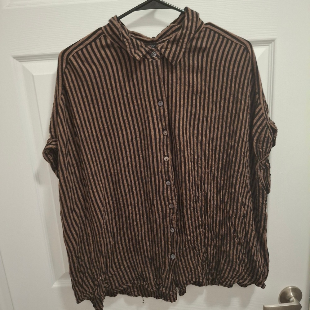Jane + Delancy Women's 2X Striped Button Up Shirt Brown Black Rayon Spandex‎
